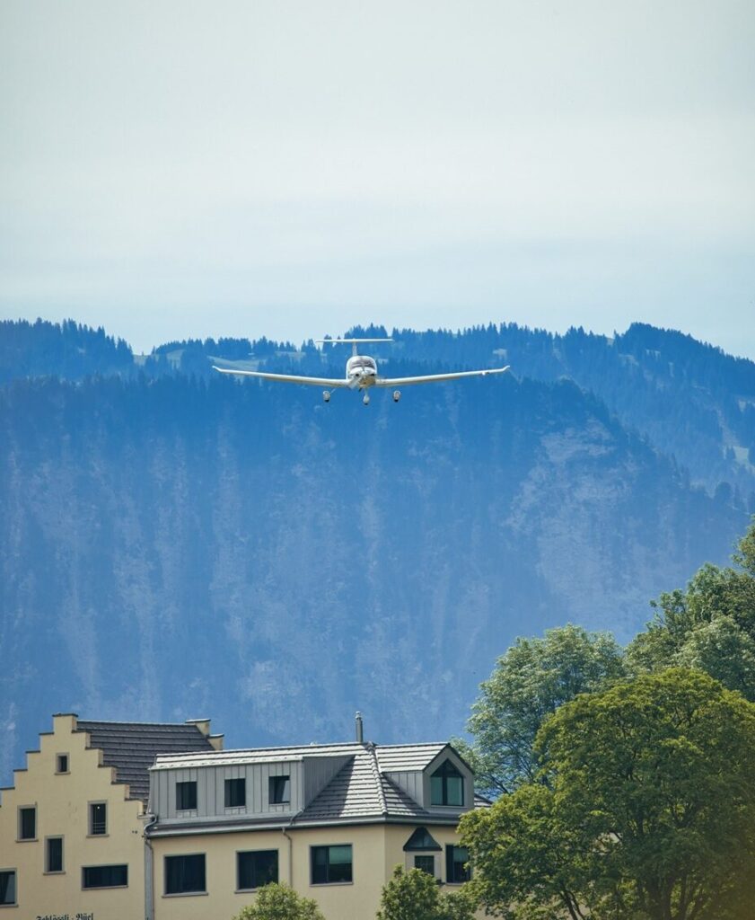 DA40 HB SDF Landung